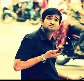 Enna Kodumai Ithu - Santhanam Crying Expression Reaction